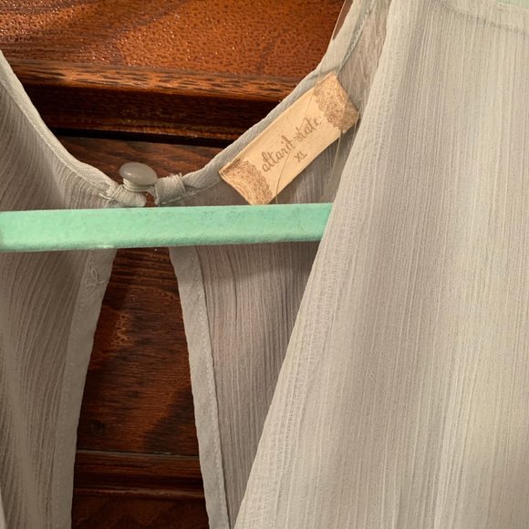 Altar'd State Romper (XL) Never Worn - Picture 5 of 6